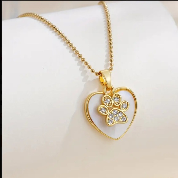 Gold Plated Stainless Steel Dog Paw Heart Pendant Chain with Cubic Zirconia NWT - Picture 2 of 5